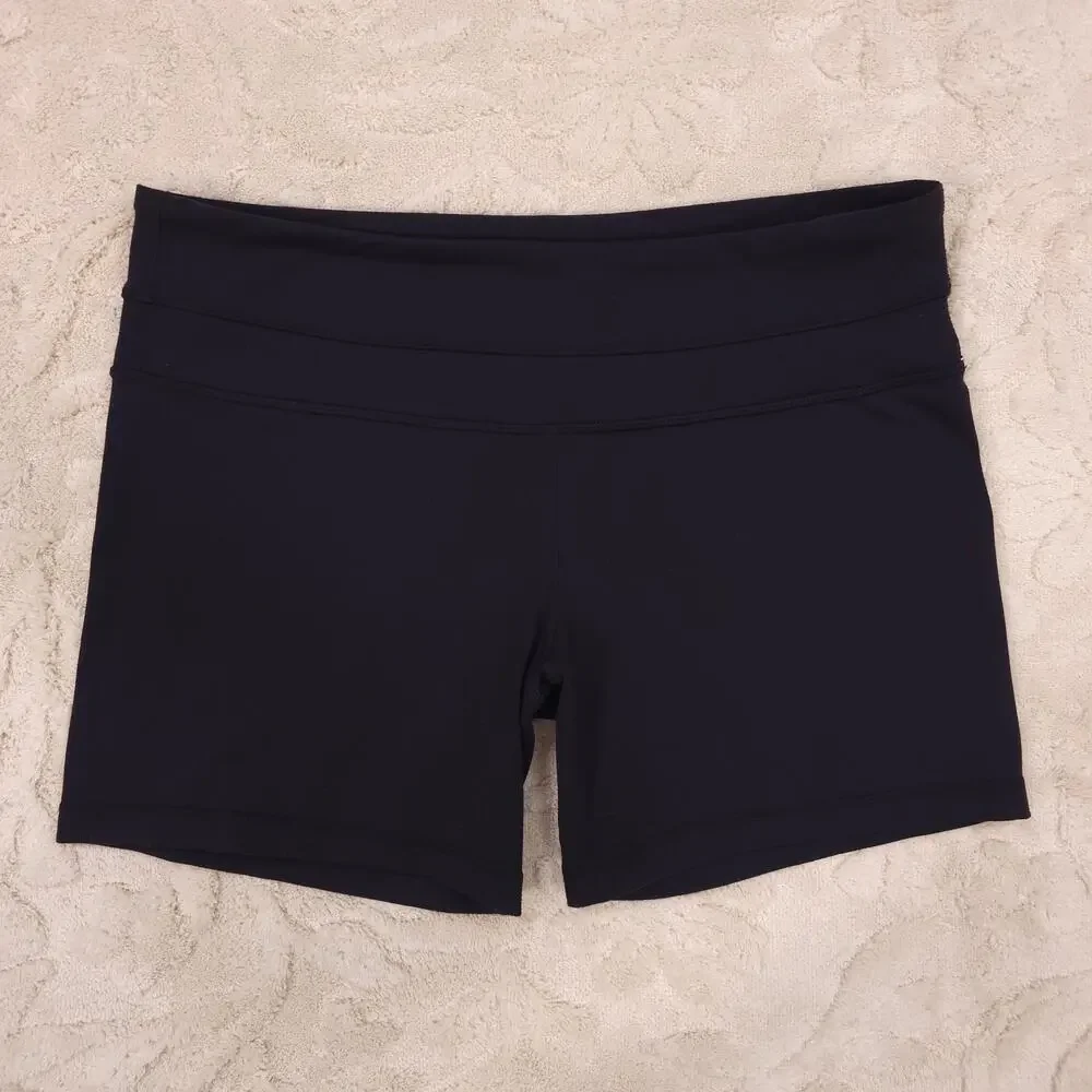 Lululemon Reverse Groove Short Black Sz 8 - Picture 2 of 8